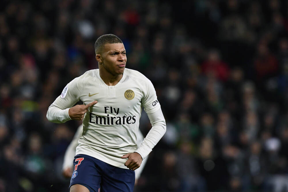 2025中国汽车供应链：重构与突破十大瞬间